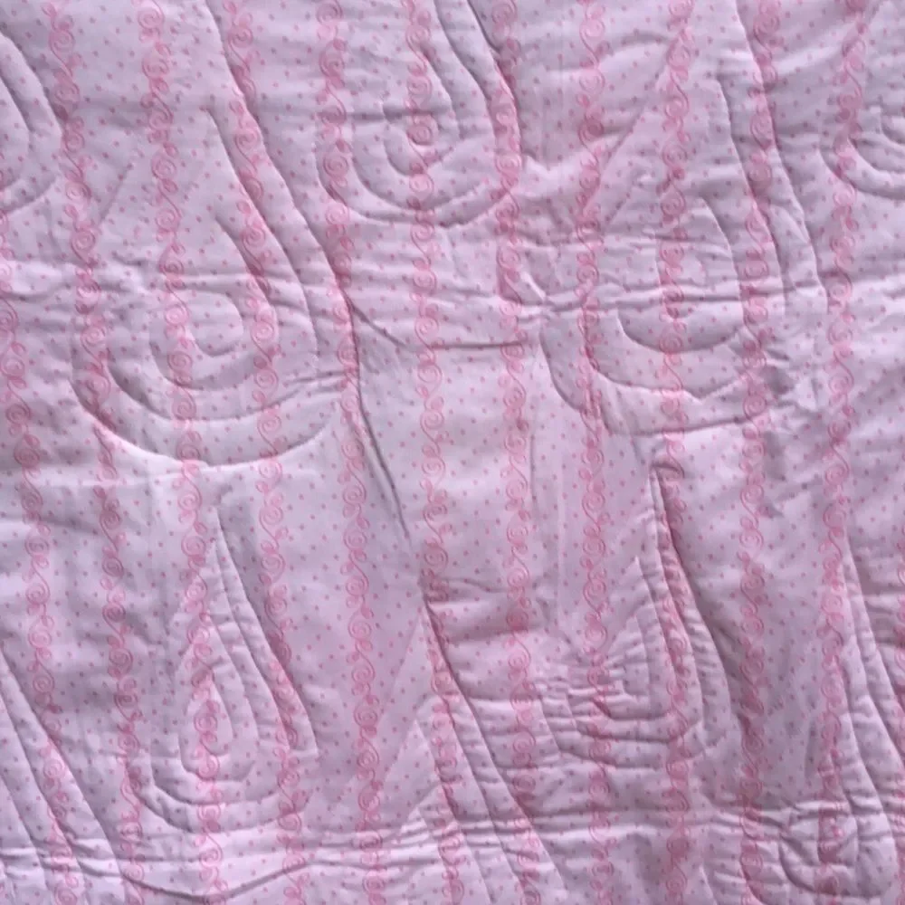 NWT. Hand Crafted Pinks Aboriginal Prints Quilt